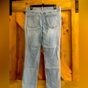 Universal Thread 10/30